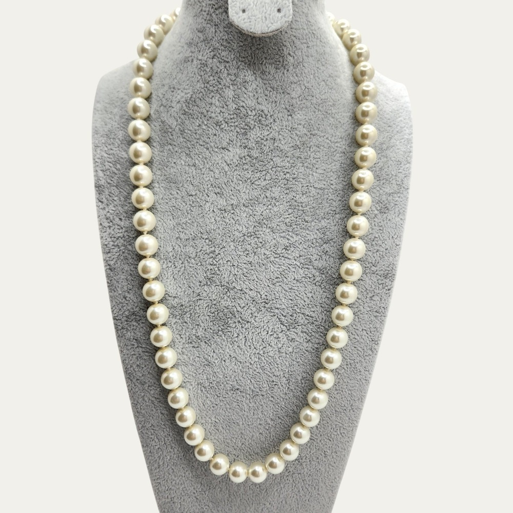 Vintage Faux Glass Pearl Knotted Necklace 22 Inch 10mm Old Money Coquette